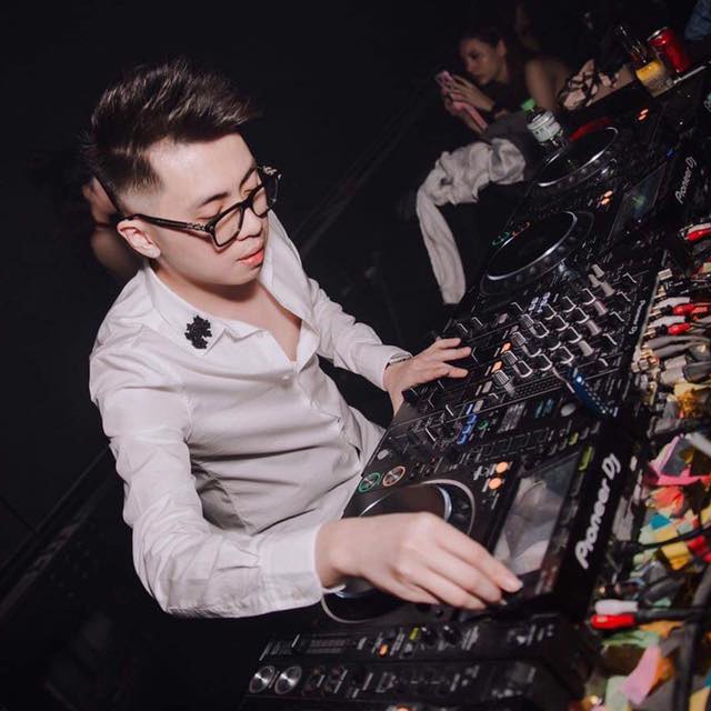 Thai Hoang Remix